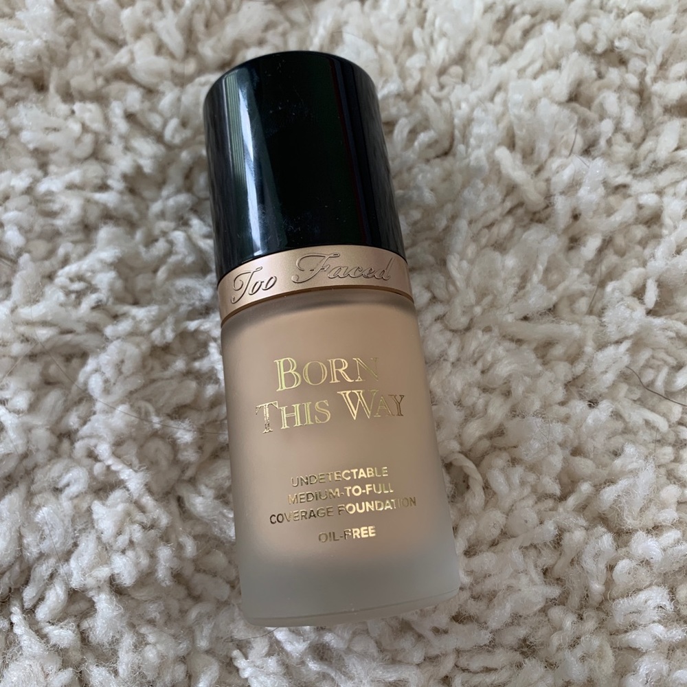 Too Faced Born This Way Foundation in Ivory